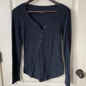 ABERCROMBIE - Super Comfy Black Ribbed Long Sleeve Shirt